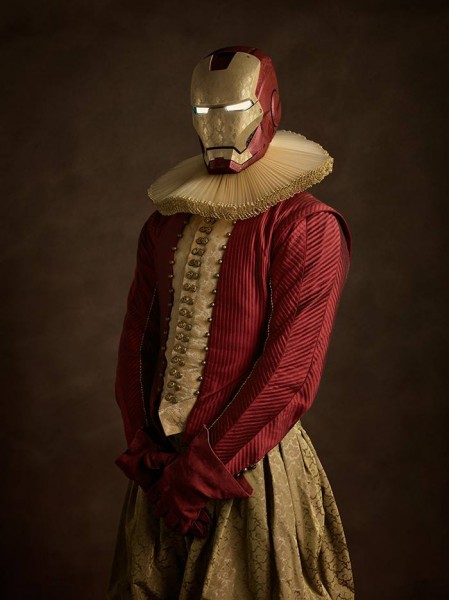 Different Cosplay: Superheroes in a Renaissance Style_3