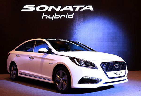 Hyundai Unveils Next Generation Sonata Hybrid