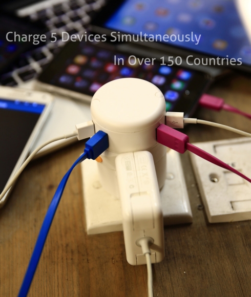 Universal Power Adapter with USB Charging Port: Twist_7