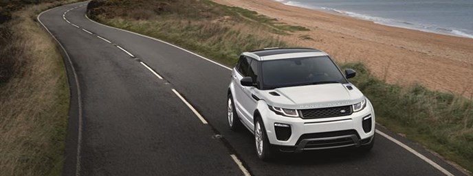 Redesigned Range Rover Evoque Unveiled with Fuel Efficient Engine