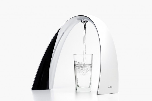 The Arc Elegant Faucet Design_1