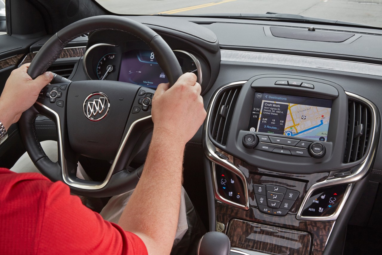 Buick to Offer Apple Carplay Capability for 2016 Models
