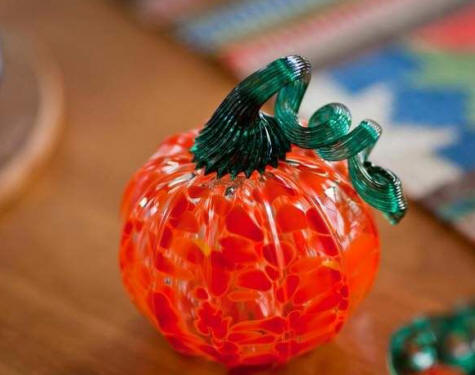 Corning Glass Museum Ushers in Autumn With Exhibits, Activities