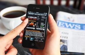IDC: Enterprises buying iPhones ‘in droves’