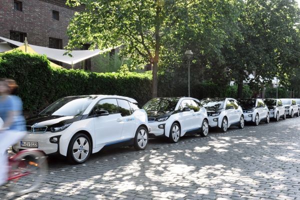 100 New BMW I3 Embrace Drivenow Car Sharing in Germany