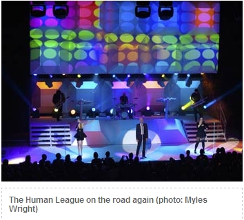 Robin DLF Wash Lights on Human League Tour