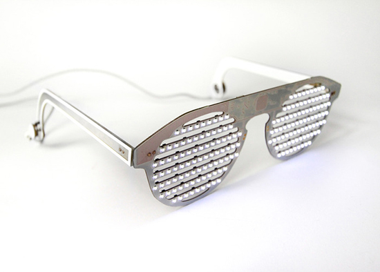 Bright Eyes LED Glasses &#8211; DIY Technology Can Save Us_1