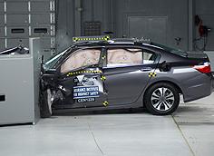 New IIHS Crash Tests Finds Some Family Cars Outperform Luxury Models