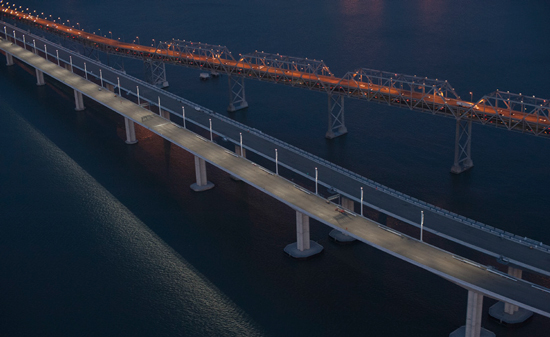 Re-Lighting San Francisco's Bay Bridge with Custom LED Lighting_2