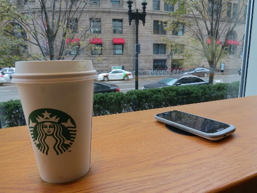 17 Starbucks Stores Get Wireless Charging in Boston_1
