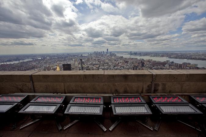 a “New” New York State of Mind: Empire State Building Redefines New York City Skyline with Philips LED Lighting_2