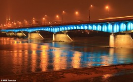 Niviss RGB LED Modules Illuminate The Slaska-Dabrowski Bridge in Warsaw