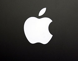 Apple Announces Management Shakeup