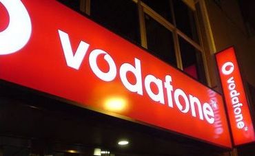 Vodafone Fears 4g Auction Delay After Three Buys Spectrum From EE