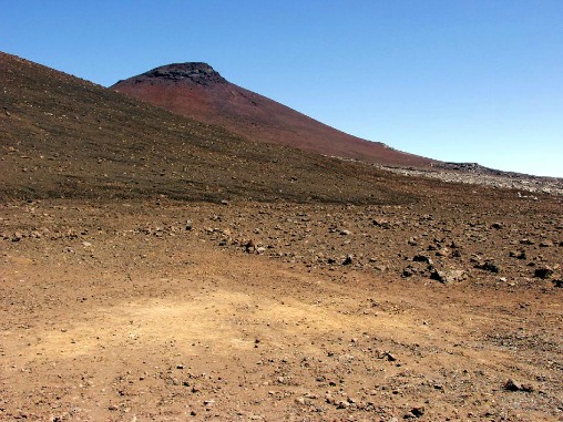 NASA's Curiosity Finds Martian Soil Like Hawaiian Sand