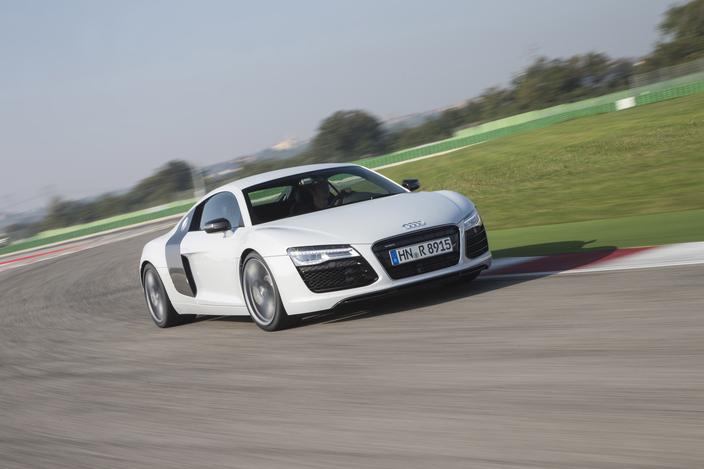 Audi to Unveil 2014 R8 Sports Car at North American International Auto Show