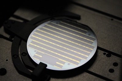 Wafer Maker IQE Agrees $2M Order for CPV Cells
