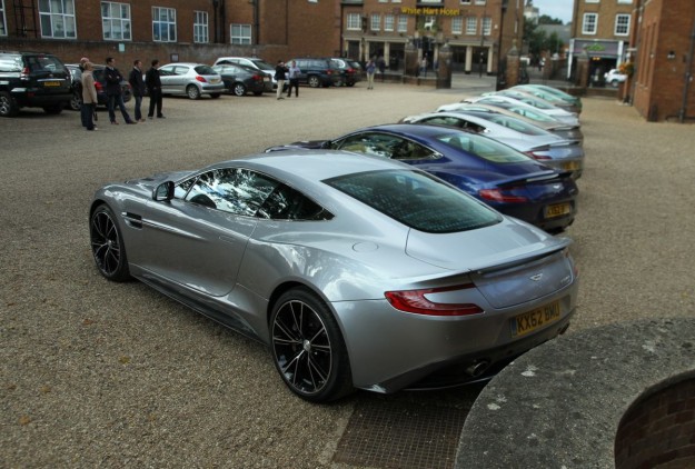 Italian Firm Agrees to Buy Aston Martin Stake_3