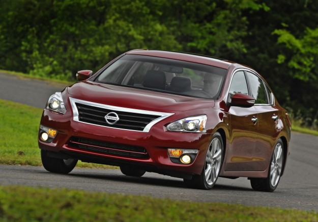 Nissan Confirms 15 Hybrids by 2016_1