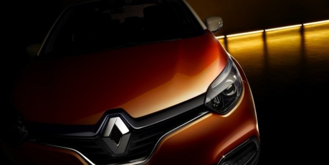 Renault Captur: Clio-Based Compact SUV Teased