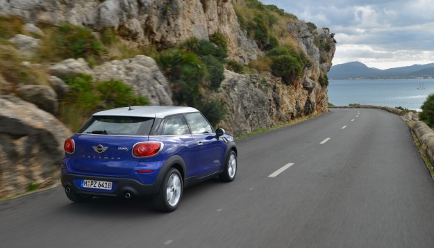 2013 Mini Paceman Pricing and Specifications_4