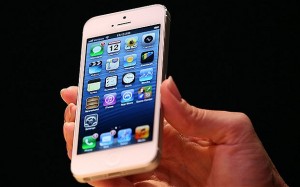 iPhone Hackers Hint at iOS Jailbreak