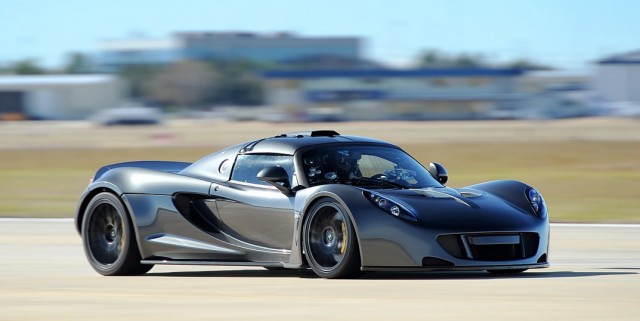 Hennessey Venom GT Sets 0-300km/H Acceleration World Record