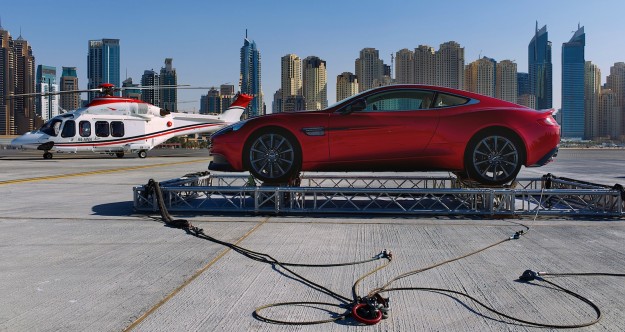 Aston Martin Vanquish Dropped Into Dubai to Mark 100 Years_1
