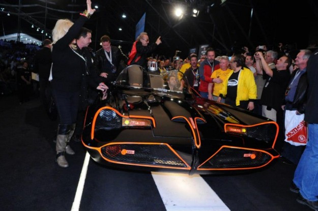 Original Batmobile Sold for US$4.62 Million_1