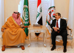 Foreign Minister Meets Kuwaiti Counterpart