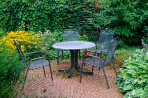 Types of Outdoor Furniture For the Backyard and Patio