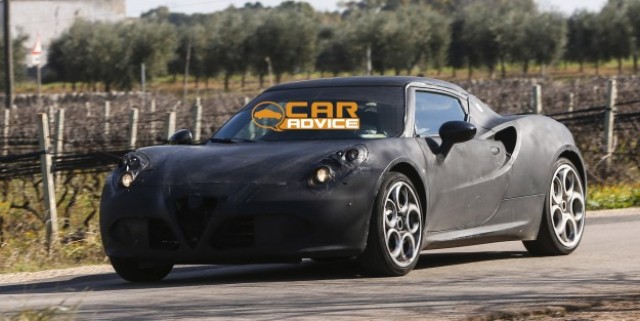 Alfa Romeo 4C: Italian Sports Car Spied Testing