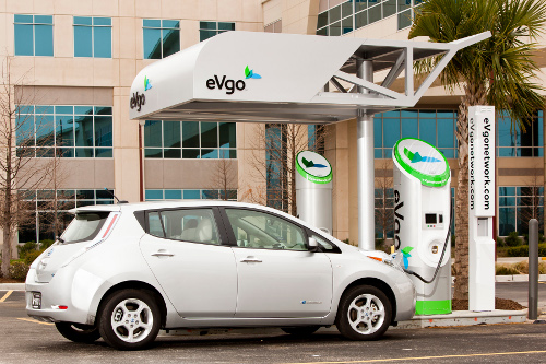 Nissan to Triple EV Fast-Charging Stations in US