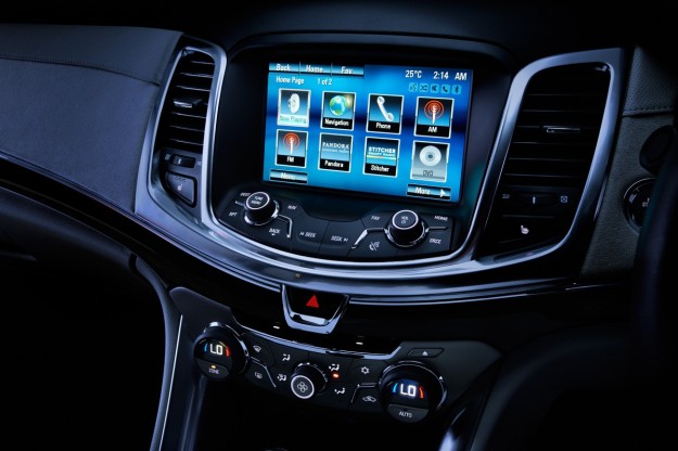 Holden VF Commodore: Most Advanced MyLink Infotainment System_1