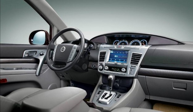 Ssangyong Stavic: 11-Seat People-Mover Revealed_1