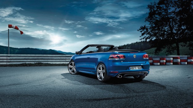 Volkswagen Golf R Cabriolet Details: Hot-Hatch Loses Roof, All-Wheel Drive_1