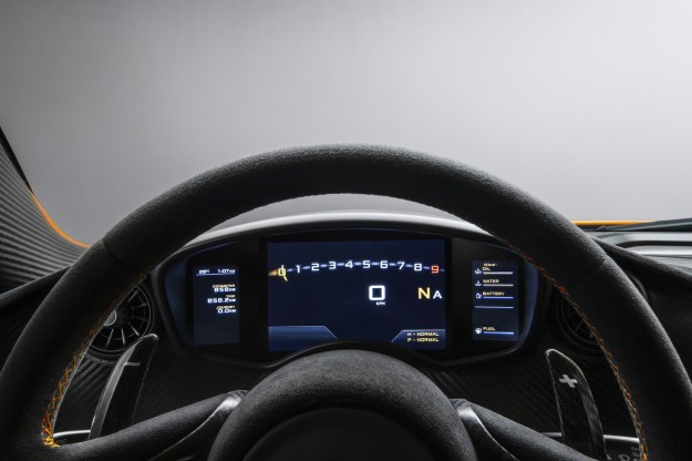 McLaren P1 Interior Revealed: Brits Go Carbonfibre Crazy_1