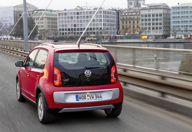 Volkswagen Cross up! : Chunky City Car Revealed_1
