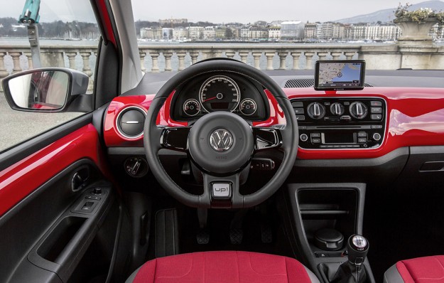 Volkswagen Cross up! : Chunky City Car Revealed_2