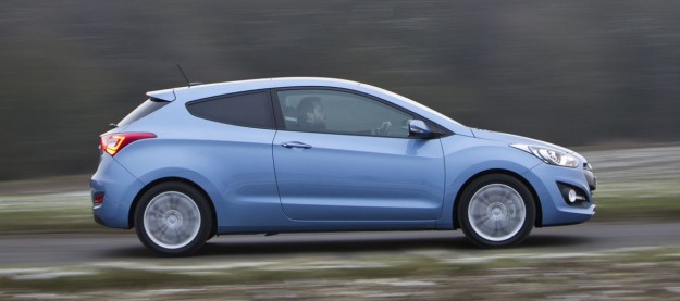 Hyundai to Launch Budget-Priced i30 Coupe_1