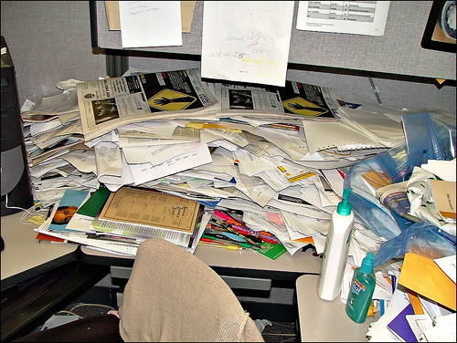 Do Your Cubicles Need Cleaning? Here's How to Find out_4