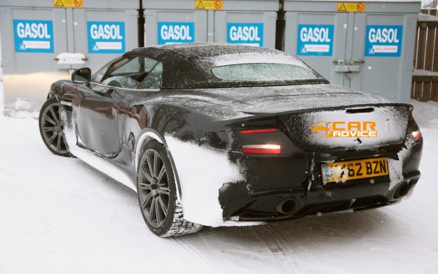 Aston Martin Vanquish Volante: Soft-Top-Supercar Spied in The Snow_2