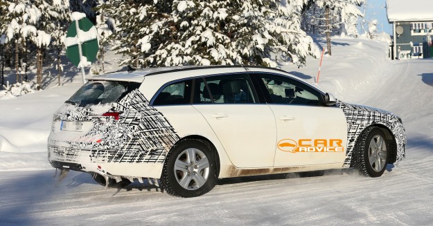 Opel Insignia Wagon Facelift Spied_1