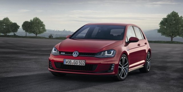 Volkswagen Golf GTD: More Performance, Less Fuel for Diesel Hatch