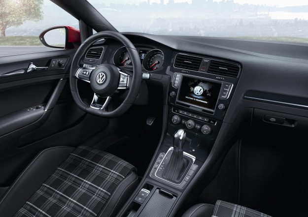 Volkswagen Golf GTD: More Performance, Less Fuel for Diesel Hatch_3