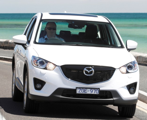 Mazda CX-5 a Strong Contender to Be 2013's Top-Selling SUV, Says Company_2