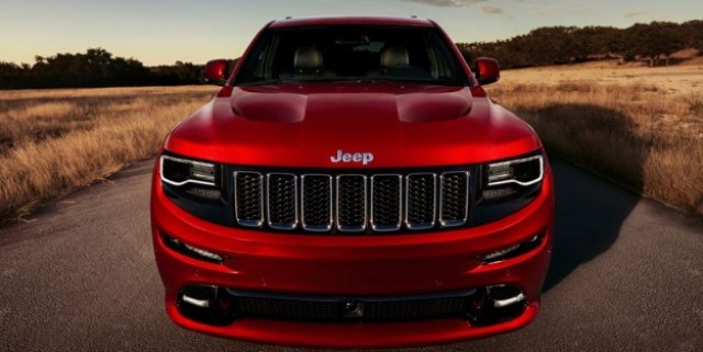 2014 Jeep Grand Cherokee SRT8 Track Tested by CEO