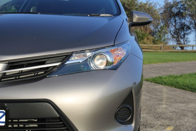 2013 Toyota Corolla Review_12