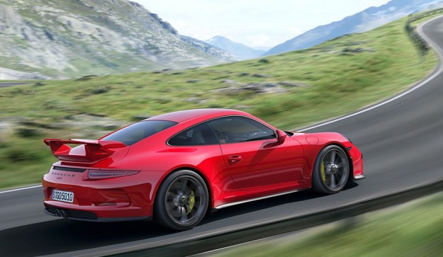 Porsche 911 GT3 Revealed: Four-Wheel Steering, Auto Only_3