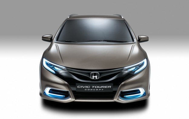 Honda Civic Tourer Concept Revealed_2